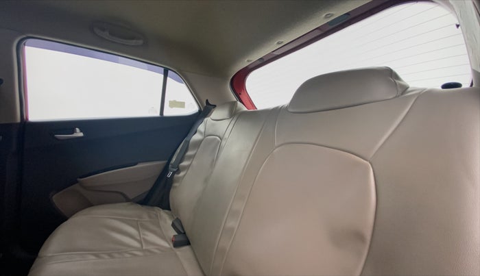 2019 Hyundai Grand i10 SPORTZ 1.2 KAPPA VTVT, Petrol, Manual, 45,759 km, Right Side Rear Door Cabin