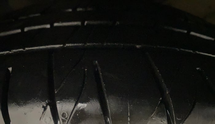 2019 Hyundai Creta SX AT 1.6 PETROL, Petrol, Automatic, 55,661 km, Left Front Tyre Tread