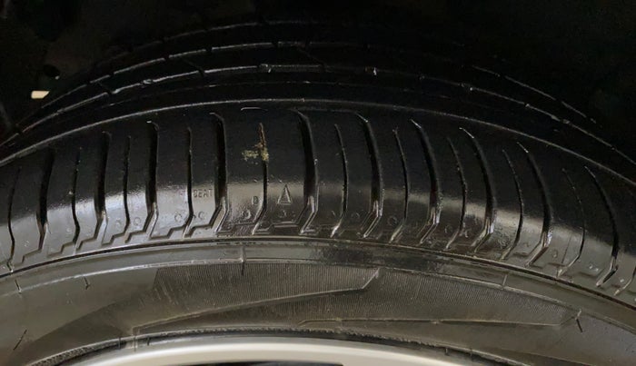 2024 Hyundai NEW I20 Sportz (O) 1.2 IVT, Petrol, Automatic, 8,150 km, Right Rear Tyre Tread