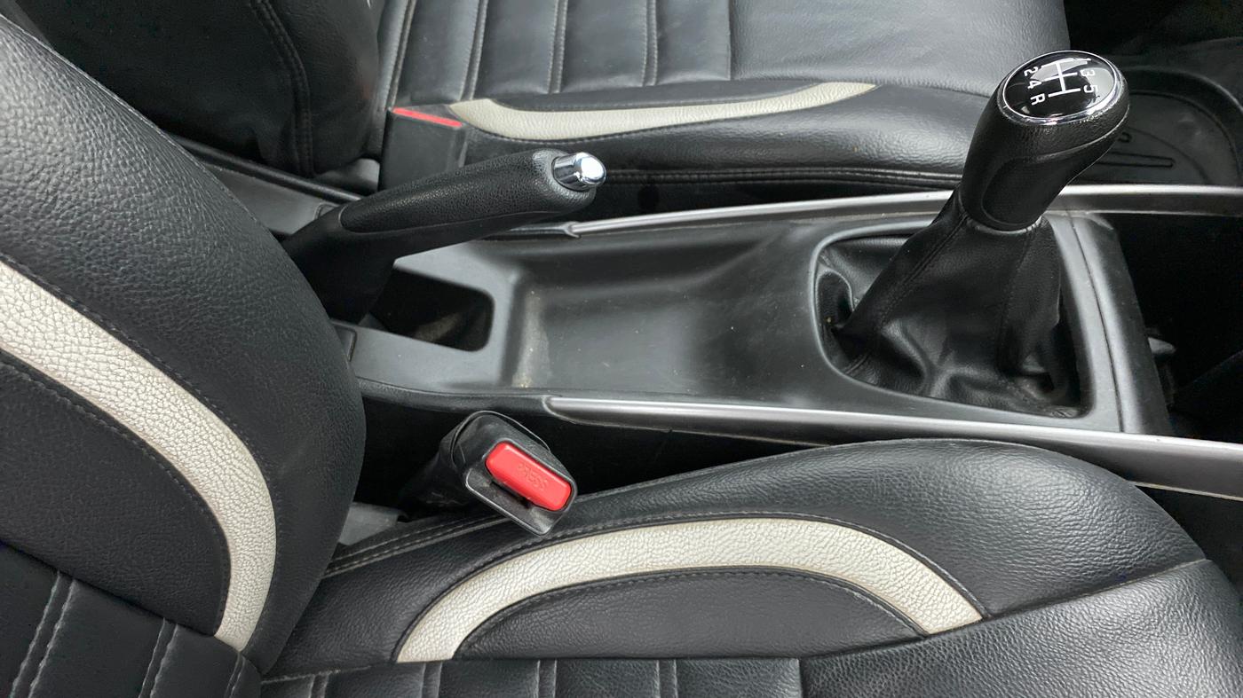 2021 Maruti Baleno DELTA PETROL 1.2, Petrol, Manual, 66,457 km, Gear Lever