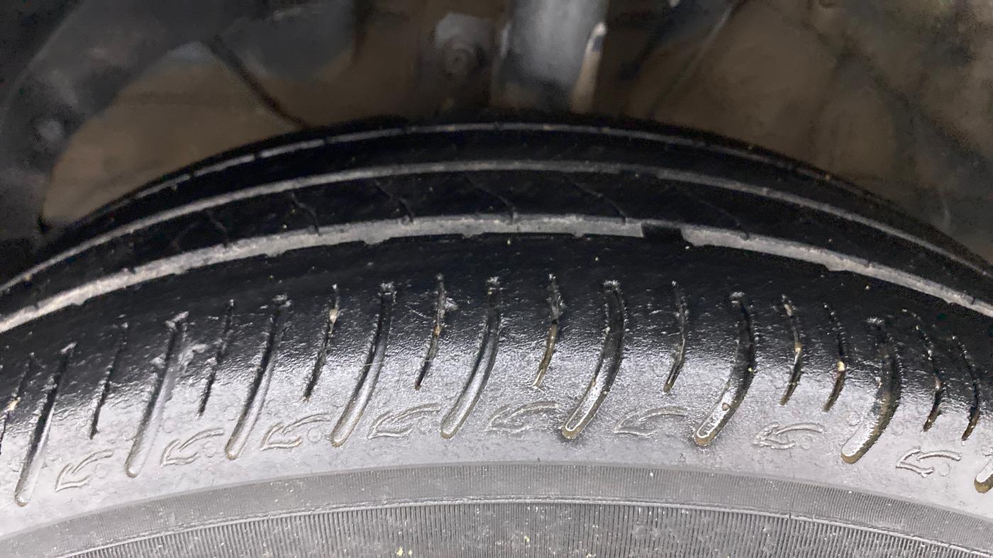 2021 Maruti Baleno DELTA PETROL 1.2, Petrol, Manual, 66,457 km, Left Front Tyre Tread