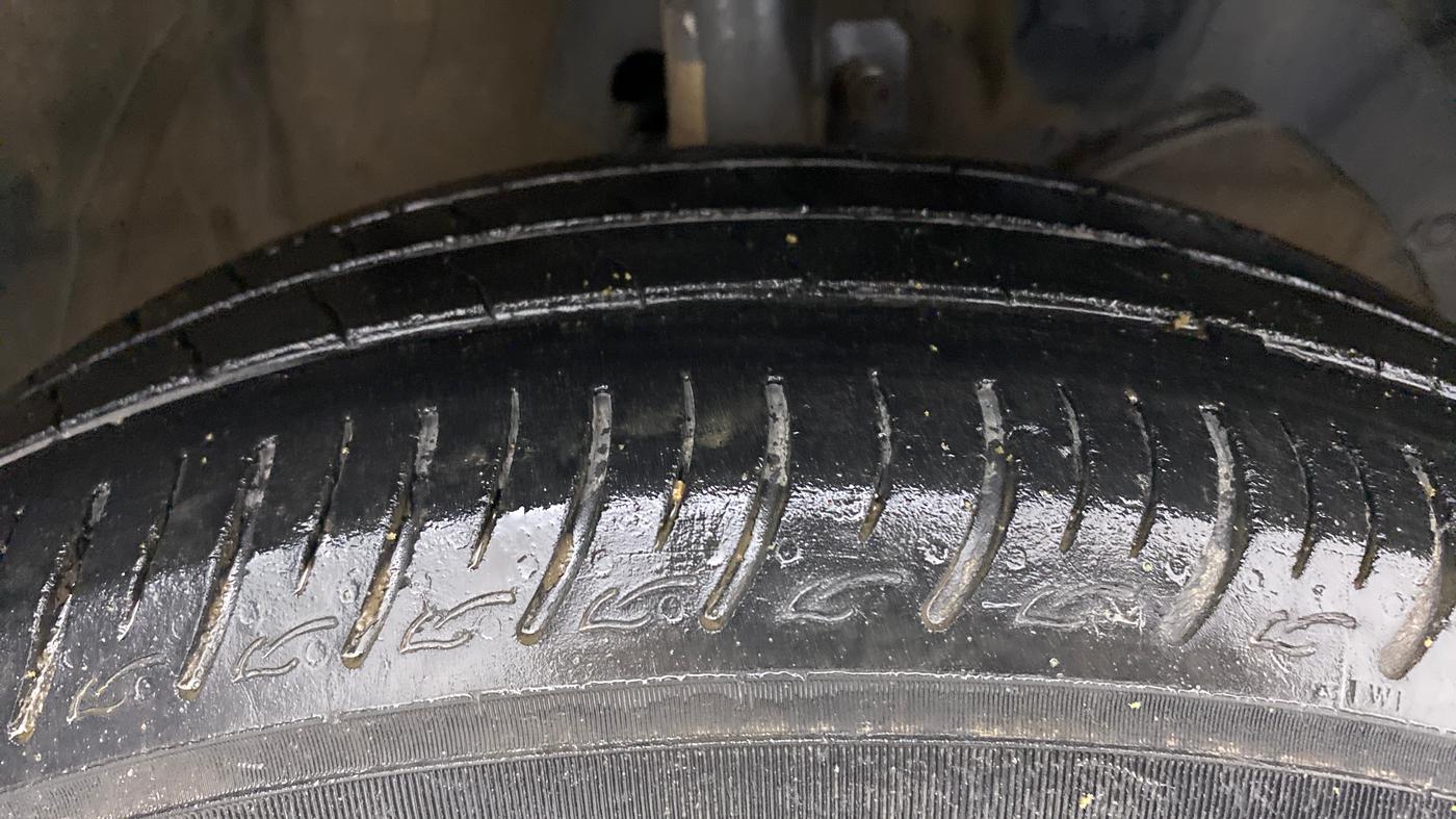2021 Maruti Baleno DELTA PETROL 1.2, Petrol, Manual, 66,457 km, Right Front Tyre Tread
