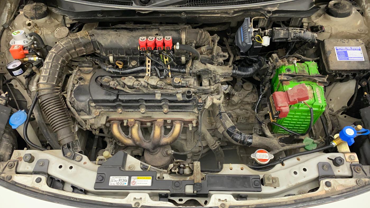 2017 Maruti Dzire LXI, CNG, Manual, 13,599 km, Open Bonet