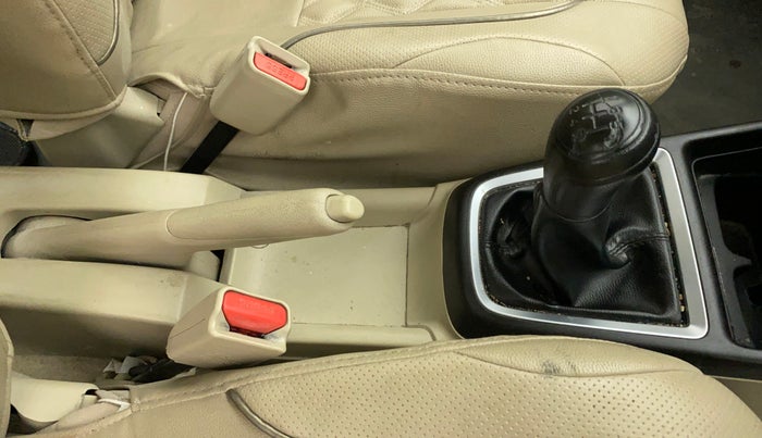 2017 Maruti Dzire LXI, CNG, Manual, 13,599 km, Gear Lever