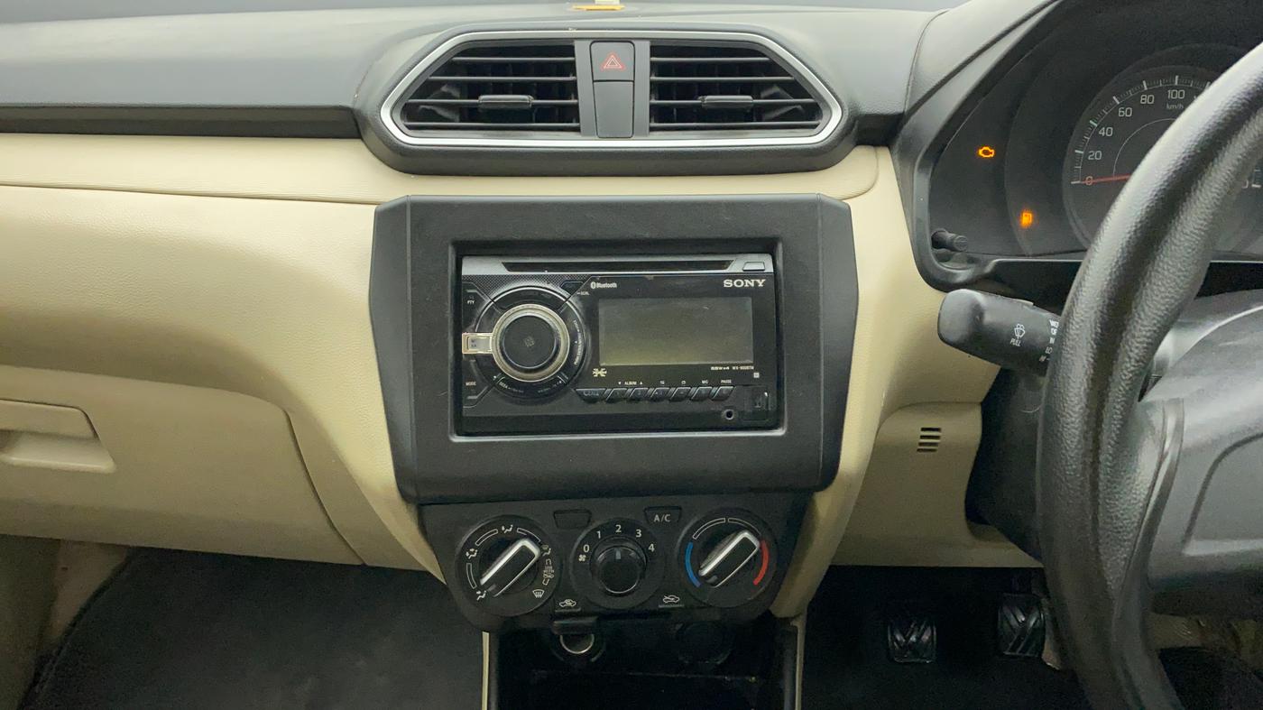 2017 Maruti Dzire LXI, CNG, Manual, 13,599 km, Air Conditioner