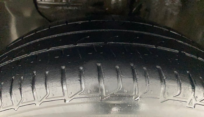 2017 Hyundai i20 Active 1.2 SX, Petrol, Manual, 73,405 km, Left Front Tyre Tread