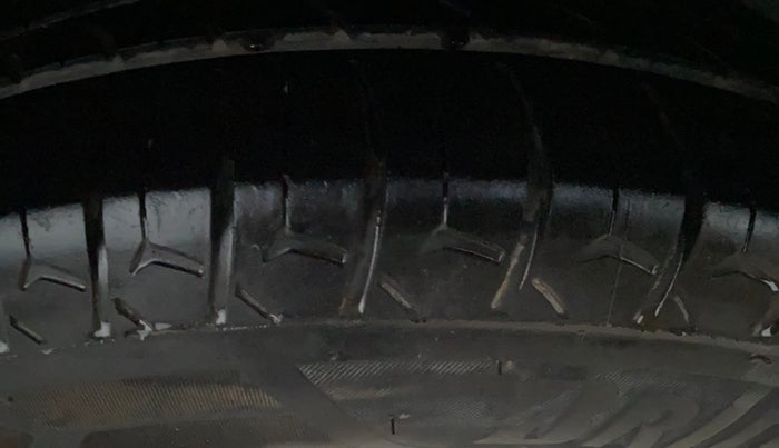 2019 Honda Amaze 1.2L I-VTEC S, Petrol, Manual, 1,46,741 km, Left Rear Tyre Tread