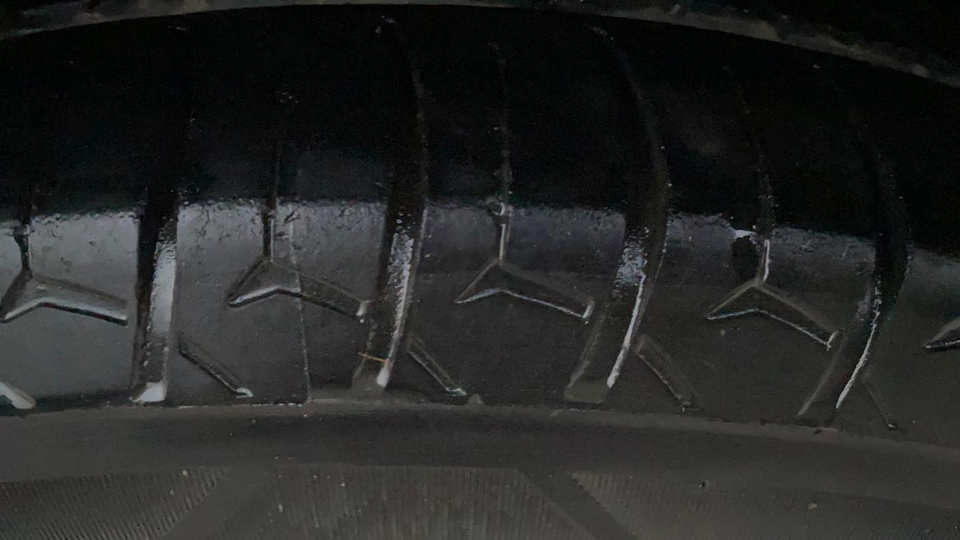 2019 Honda Amaze 1.2L I-VTEC S, Petrol, Manual, 1,46,770 km, Left Front Tyre Tread