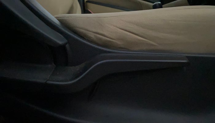 2019 Honda Amaze 1.2L I-VTEC S, Petrol, Manual, 1,46,741 km, Driver Side Adjustment Panel