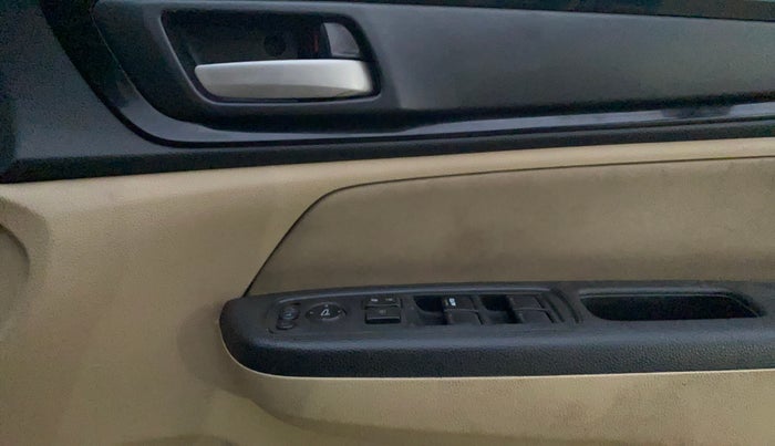 2019 Honda Amaze 1.2L I-VTEC S, Petrol, Manual, 1,46,741 km, Driver Side Door Panels Control