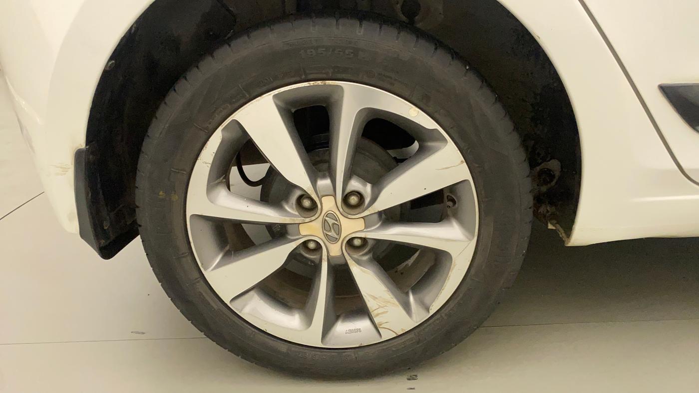 2016 Hyundai Elite i20 ASTA 1.2, Petrol, Manual, 55,555 km, Right Rear Wheel