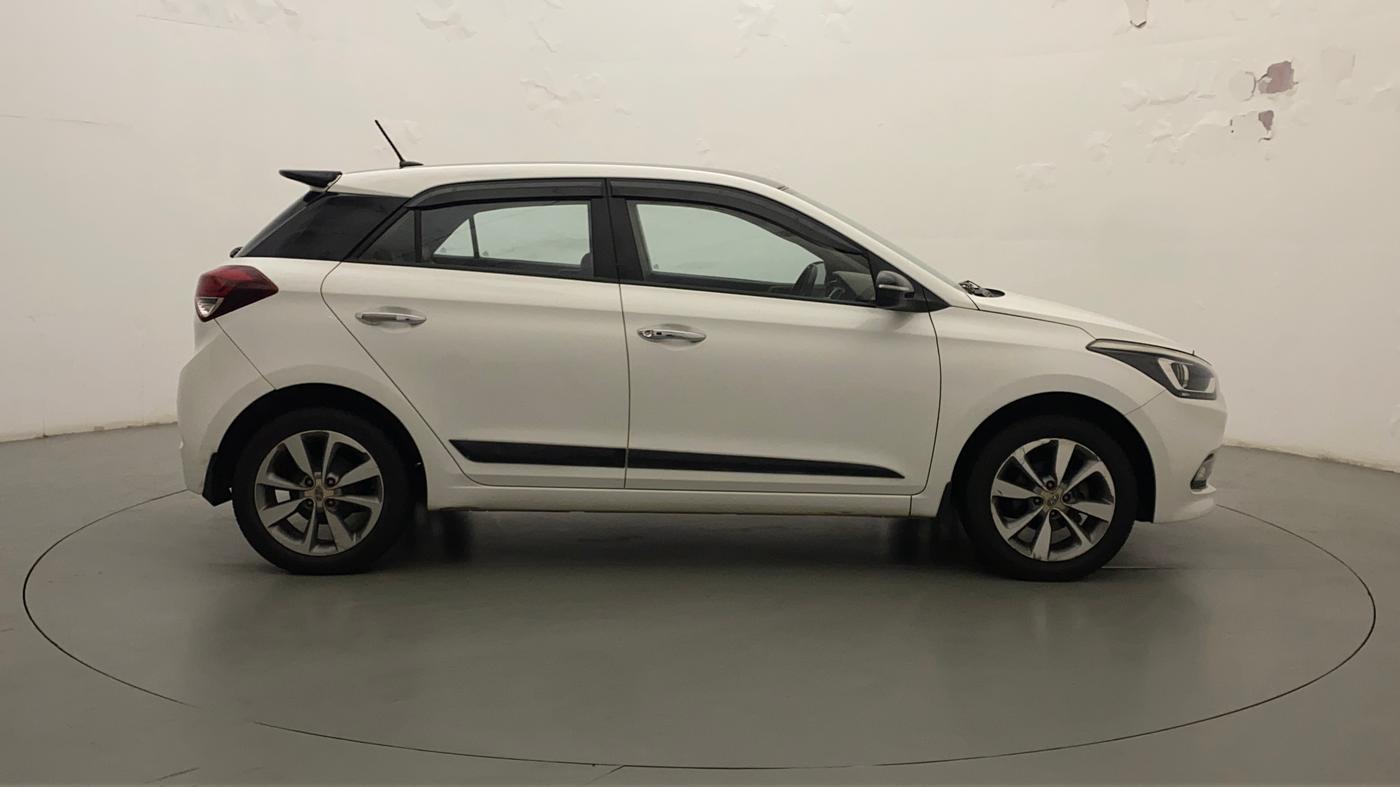 2016 Hyundai Elite i20 ASTA 1.2, Petrol, Manual, 55,555 km, Right Side