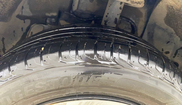 2020 Tata NEXON XM PETROL, Petrol, Manual, 27,122 km, Left Front Tyre Tread