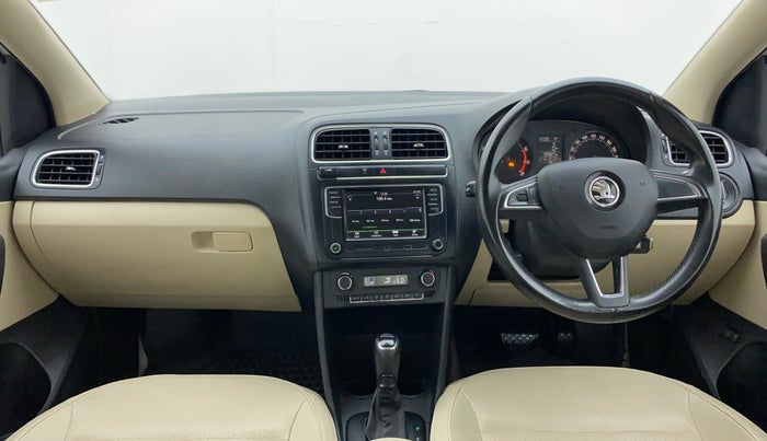 2017 Skoda Rapid STYLE 1.6 MPI AT, Petrol, Automatic, 1,06,132 km, Dashboard