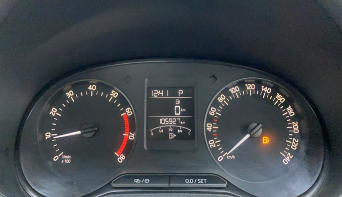 2017 Skoda Rapid STYLE 1.6 MPI AT, Petrol, Automatic, 1,06,132 km, Odometer Image