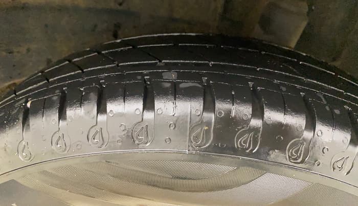 2019 Renault Kwid RXT 0.8, Petrol, Manual, 40,633 km, Left Rear Tyre Tread