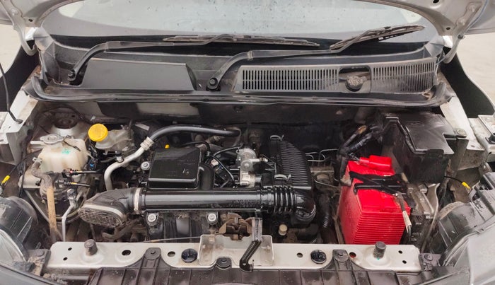 2022 Renault TRIBER RXZ AMT, Petrol, Automatic, 28,081 km, Engine View