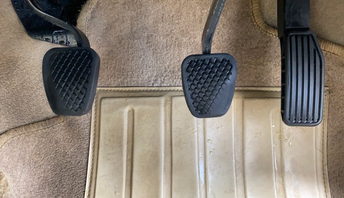 2014 Honda City 1.5L I-VTEC V MT, Petrol, Manual, 1,03,840 km, Pedals