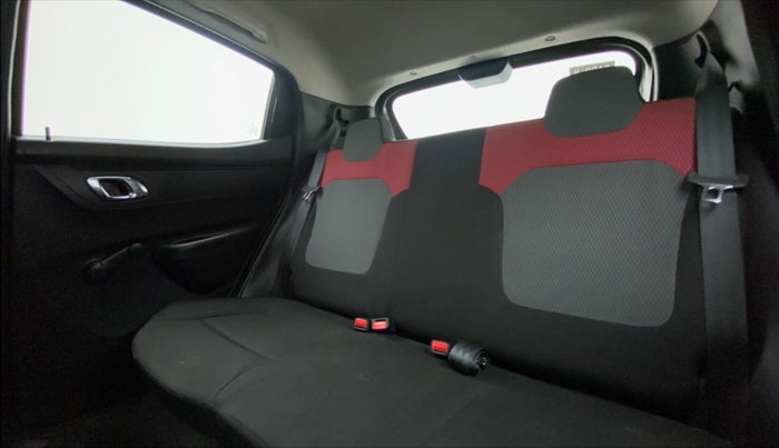 2019 Renault Kwid RXT 1.0 AMT (O), Petrol, Automatic, 33,733 km, Right Side Rear Door Cabin