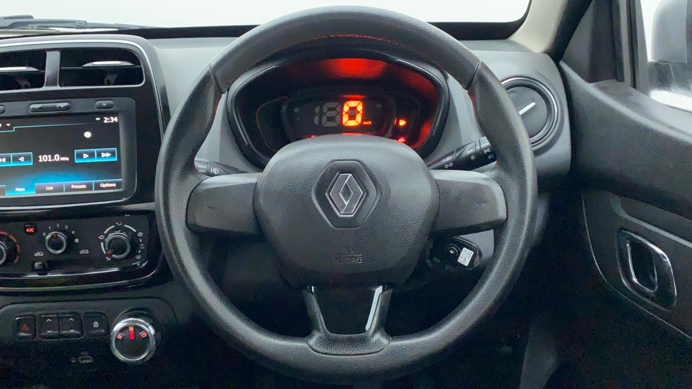 2019 Renault Kwid RXT 1.0 AMT (O), Petrol, Automatic, 33,733 km, Steering Wheel Close Up
