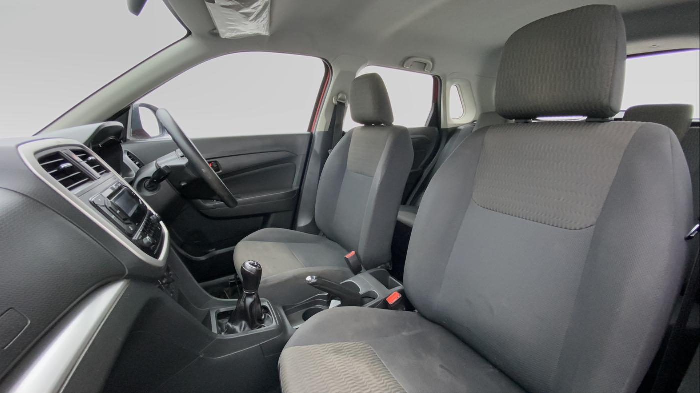 2018 Maruti Vitara Brezza VDI OPT, Diesel, Manual, 64,311 km, Right Side Front Door Cabin View