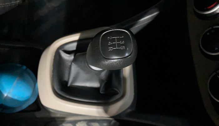 2019 Hyundai Grand i10 MAGNA 1.2 KAPPA VTVT, Petrol, Manual, 28,161 km, Gear Lever