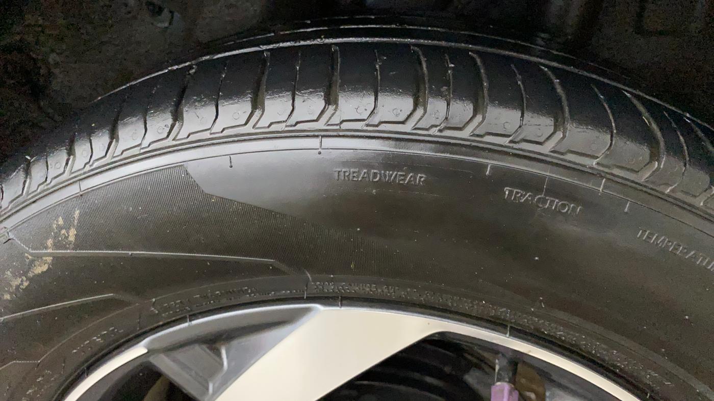 2019 Hyundai VENUE SX PLUS 1.0 TURBO DCT, Petrol, Automatic, 80,263 km, Left Rear Tyre Tread