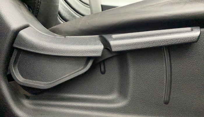 2019 Hyundai VENUE SX PLUS 1.0 TURBO DCT, Petrol, Automatic, 80,141 km, Driver Side Adjustment Panel