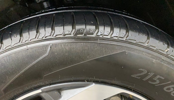 2019 Hyundai VENUE SX PLUS 1.0 TURBO DCT, Petrol, Automatic, 80,141 km, Right Front Tyre Tread