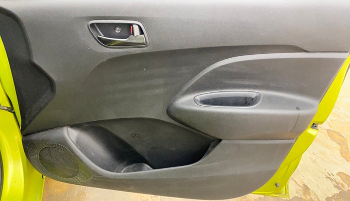 2019 Hyundai NEW SANTRO MAGNA, Petrol, Manual, 55,760 km, Driver Side Door Panels Control