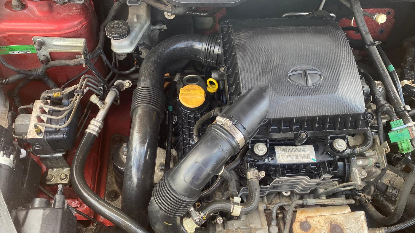 2019 Tata NEXON XZA PLUS PETROL, Petrol, Automatic, 65,473 km, Engine View - Right