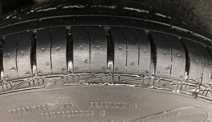 2021 Maruti Dzire VXI AMT, Petrol, Automatic, 75,490 km, Right Rear Tyre Tread