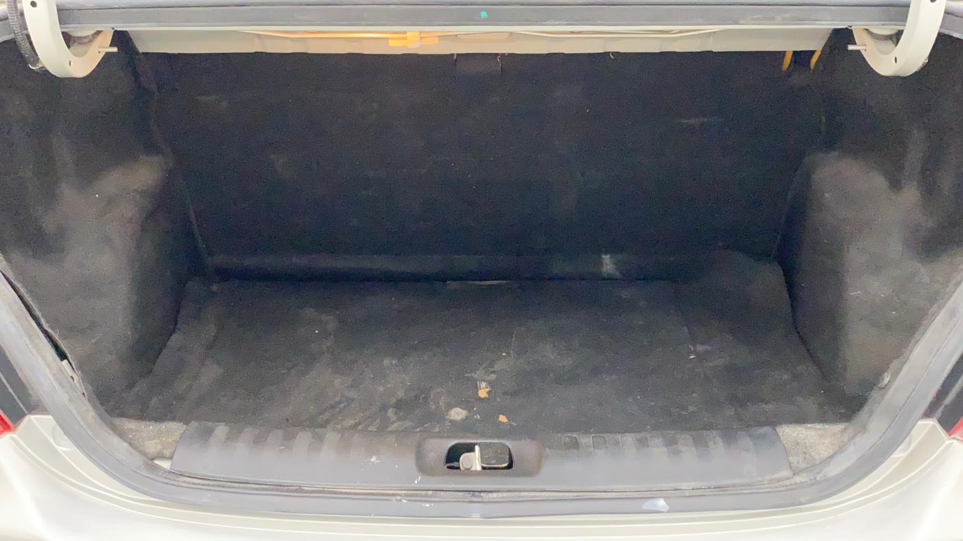 2015 Maruti Swift Dzire VXI, Petrol, Manual, 36,888 km, Boot Inside