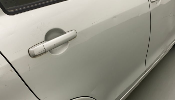 2015 Maruti Swift Dzire VXI, Petrol, Manual, 36,888 km, Right rear door - Slightly dented