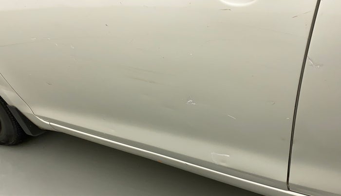 2015 Maruti Swift Dzire VXI, Petrol, Manual, 36,888 km, Front passenger door - Minor scratches