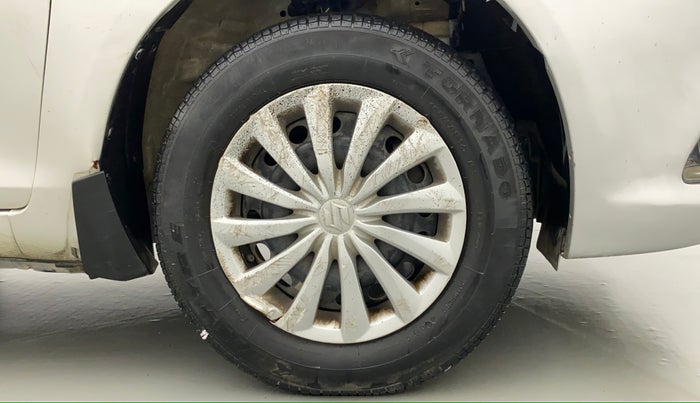2015 Maruti Swift Dzire VXI, Petrol, Manual, 36,888 km, Right Front Wheel