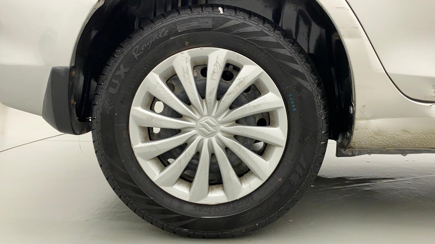 2015 Maruti Swift Dzire VXI, Petrol, Manual, 36,888 km, Right Rear Wheel