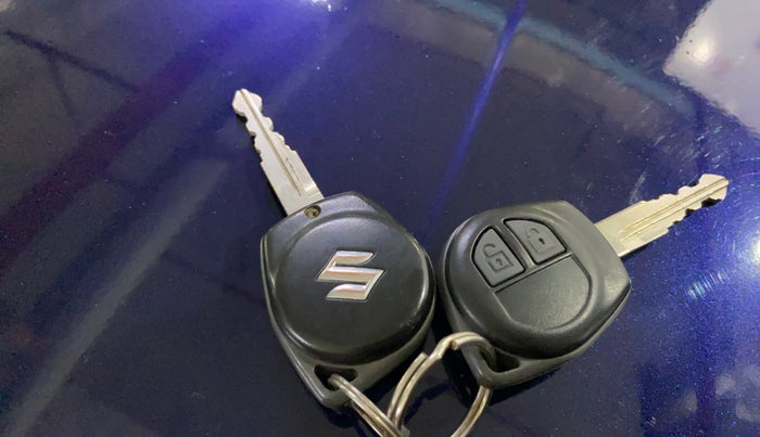 2018 Maruti Wagon R 1.0 VXI+ (O) MT, Petrol, Manual, 26,846 km, Key Close Up