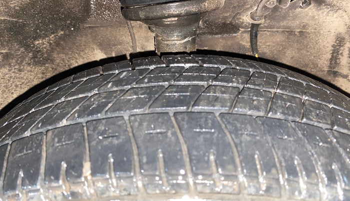 2018 Maruti Wagon R 1.0 VXI+ (O) MT, Petrol, Manual, 26,846 km, Right Front Tyre Tread