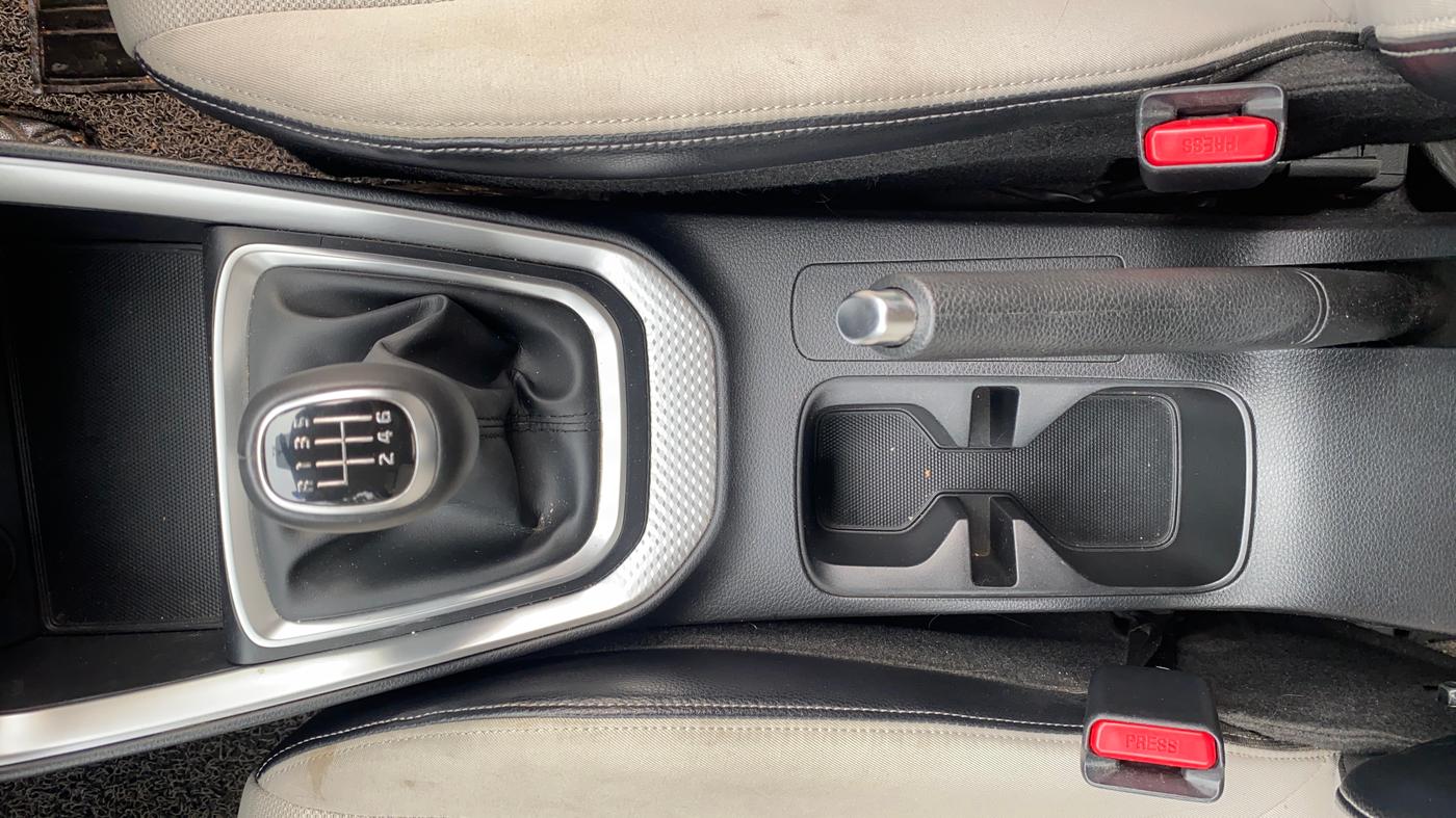 2022 KIA SONET HTX ANNIVERSARY EDITION 1.0 IMT, Petrol, Manual, 14,868 km, Gear Lever