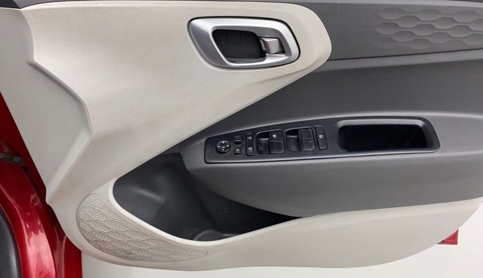 2020 Hyundai GRAND I10 NIOS SPORTZ 1.2 KAPPA VTVT CNG, CNG, Manual, 59,131 km, Driver Side Door Panels Control