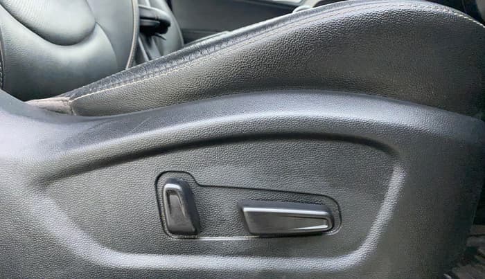 2019 Hyundai Creta SX (O) EXECUTIVE 1.6 PETROL, Petrol, Manual, 56,659 km, Driver Side Adjustment Panel