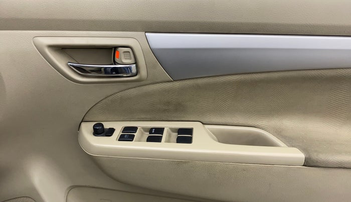 2015 Maruti Ertiga ZXI+, Petrol, Manual, 99,150 km, Driver Side Door Panels Control