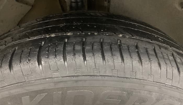 2018 Hyundai Tucson 2WD MT PETROL, Petrol, Manual, 50,164 km, Right Front Tyre Tread