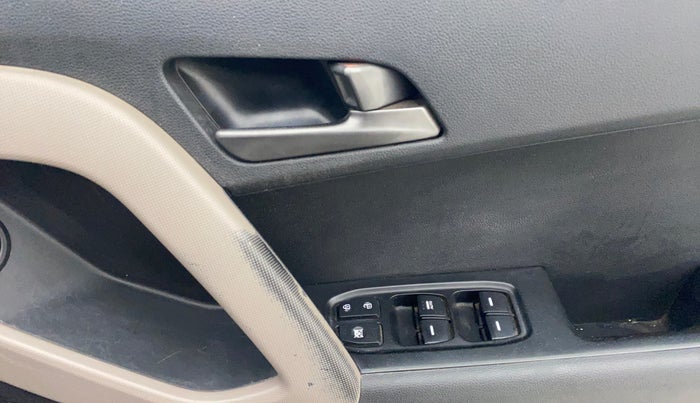 2017 Hyundai Creta SX PLUS 1.6 PETROL, Petrol, Manual, 93,076 km, Driver Side Door Panels Control