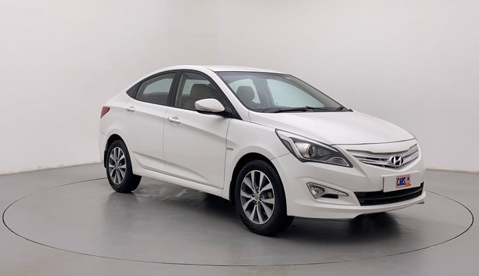 2017 Hyundai Verna FLUIDIC 1.6 SX VTVT, Petrol, Manual, 23,938 km, Right Front Diagonal