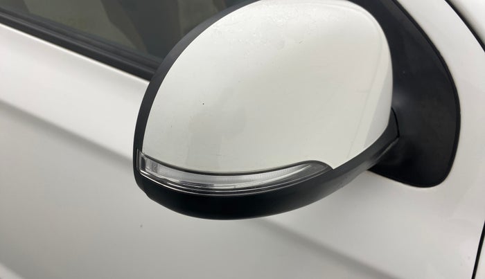 2014 Hyundai i20 MAGNA (O) 1.2, Petrol, Manual, 53,304 km, Right rear-view mirror - Indicator light not working