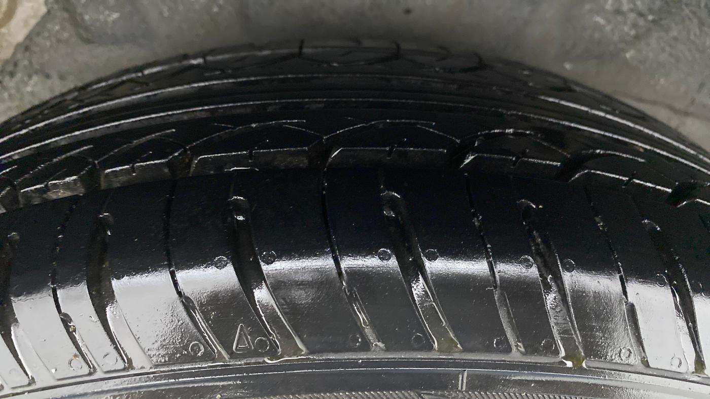 2014 Hyundai i20 MAGNA (O) 1.2, Petrol, Manual, 53,304 km, Right Rear Tyre Tread