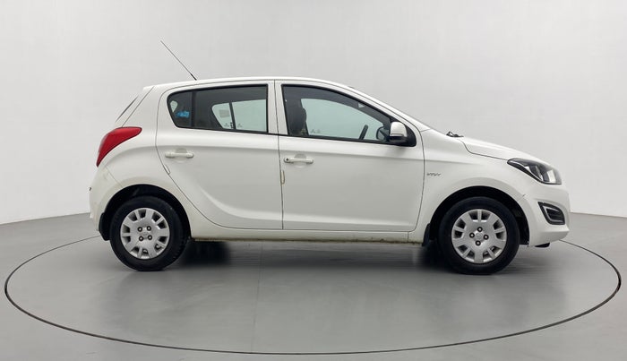 2014 Hyundai i20 MAGNA (O) 1.2, Petrol, Manual, 53,304 km, Right Side View