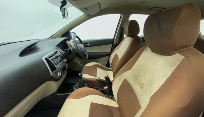 2014 Hyundai i20 MAGNA (O) 1.2, Petrol, Manual, 53,304 km, Right Side Front Door Cabin